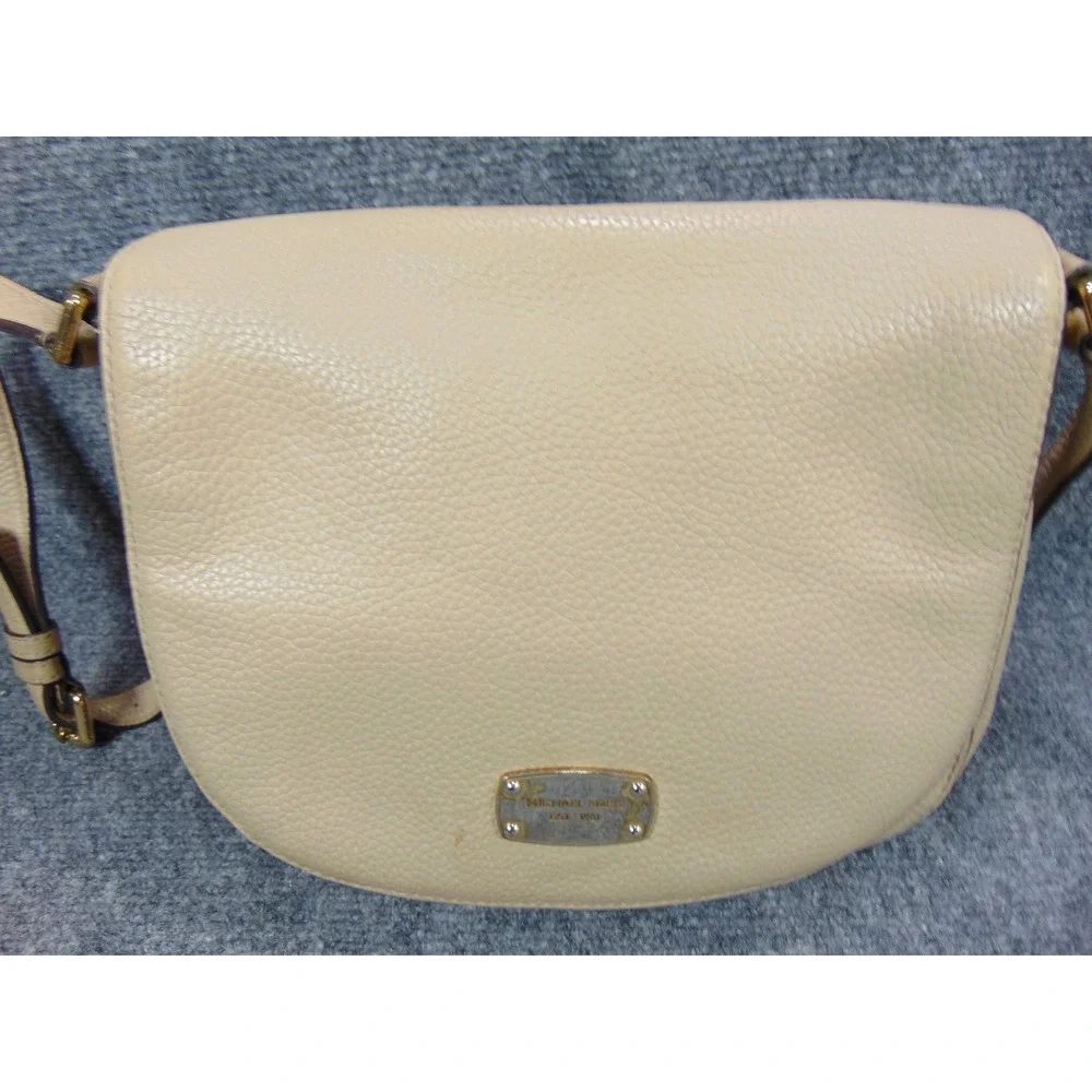Michael Kors Bedford Crossbody Bag Tan Pebble Leather 38S7XBFM2L‎ Flaw